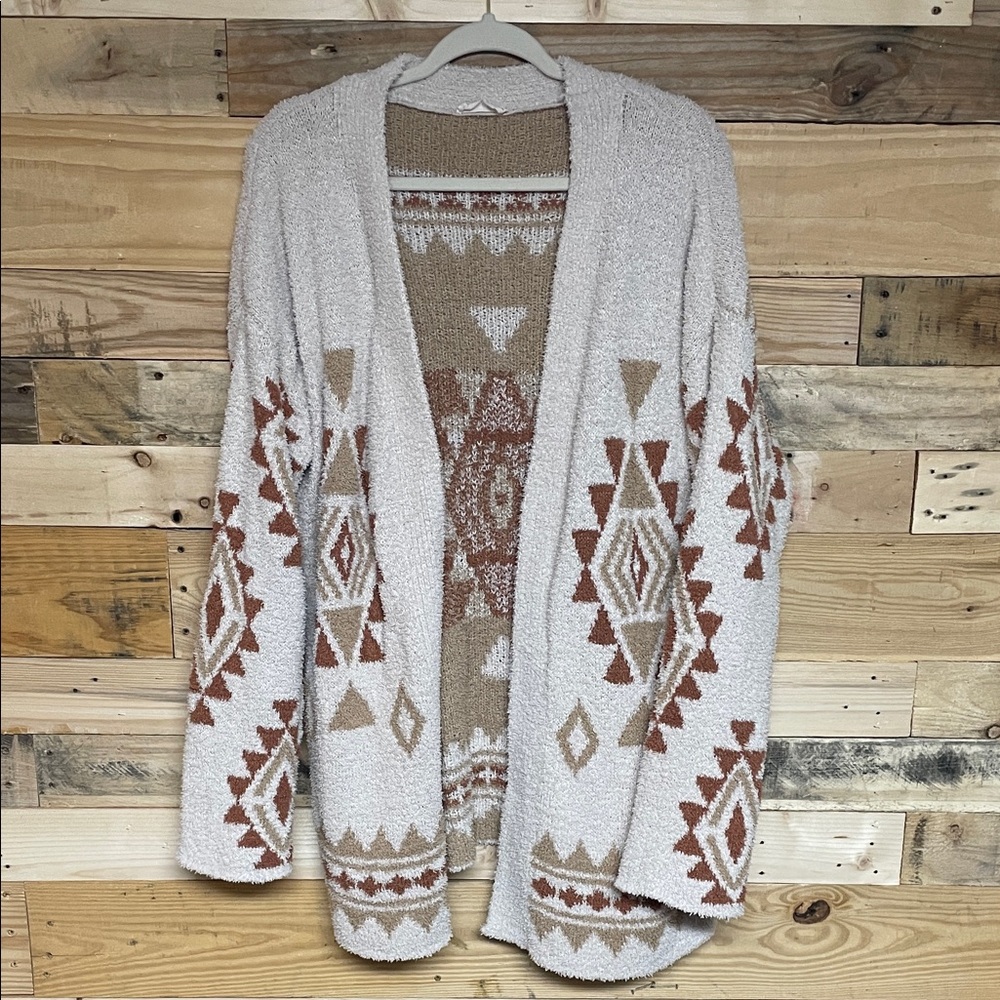 New In size Large Aztec Patterned Cream & Brown Soft Oversized Cardigan Sweater